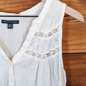 American Eagle Sleeveless Blouse